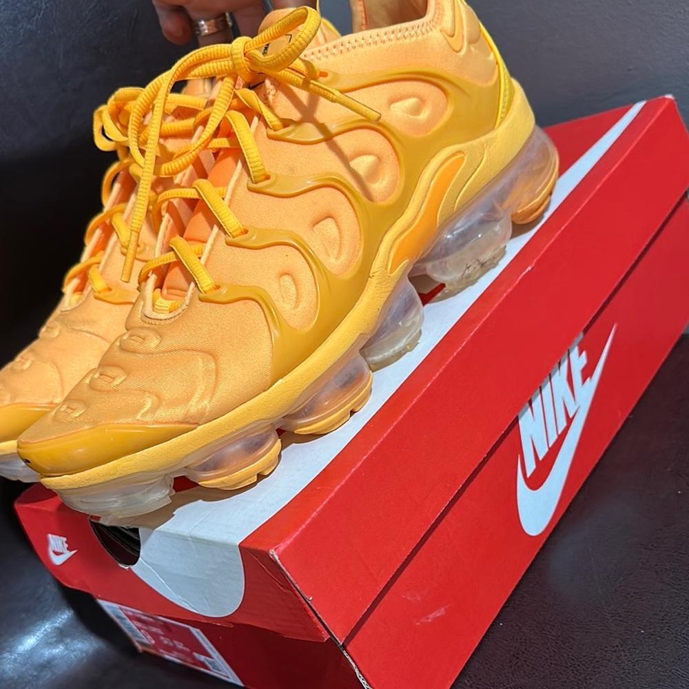 Nike Vibrant Orange  Vapormax Sneakers